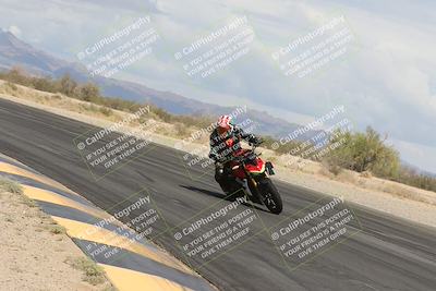 media/May-05-2025-Moto Forza (Mon) [[3c1838c5e5]]/2-B Group/Session 2 (Turn 7 Inside)/